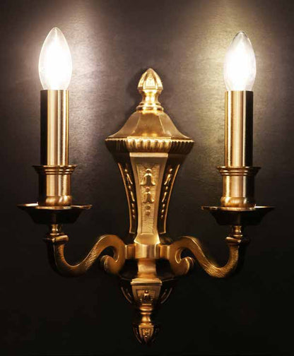 Gallery 5 · Wall Light 746