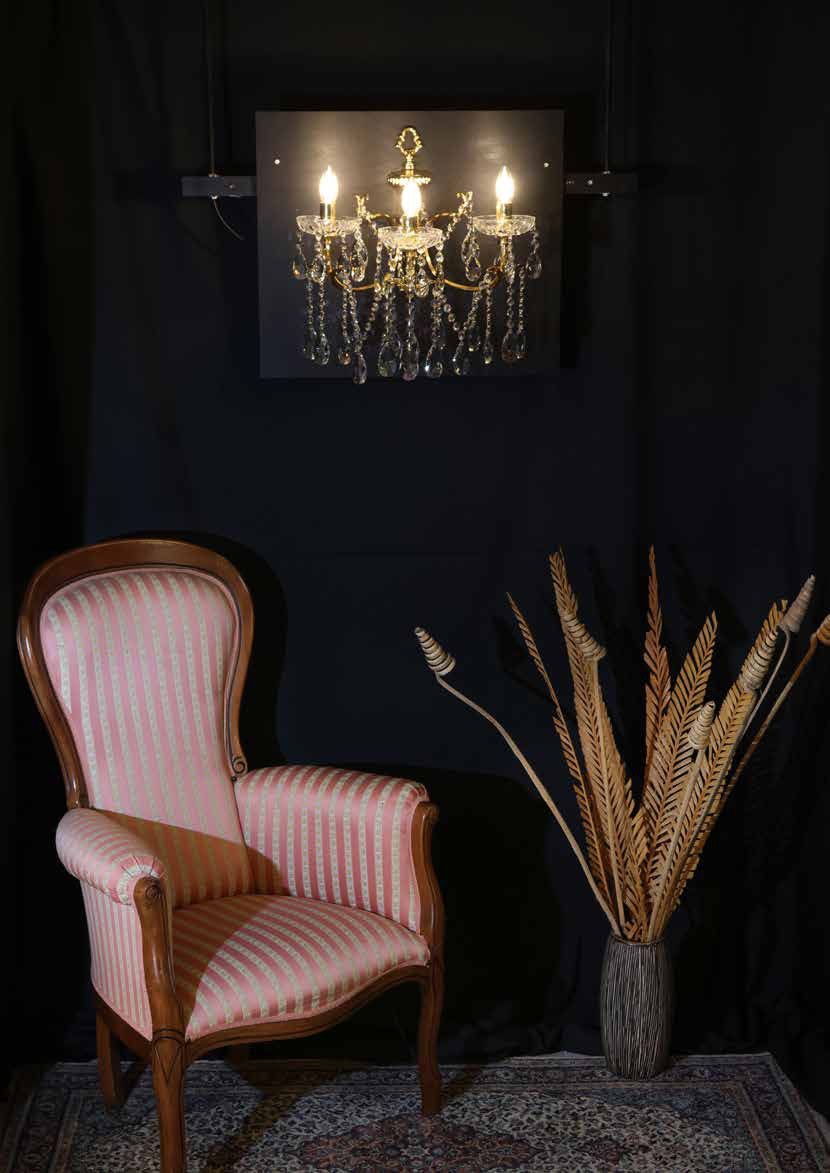 Gallery 3 · Wall Light 590