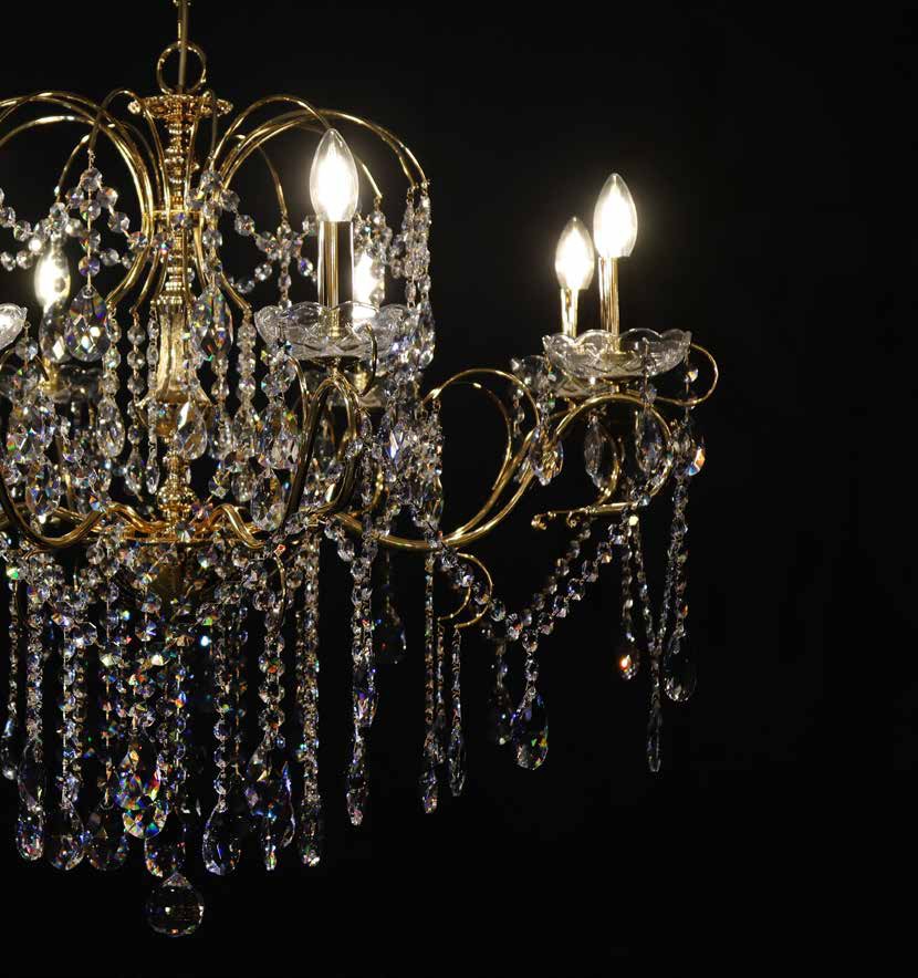 Gallery 3 · Chandelier 905