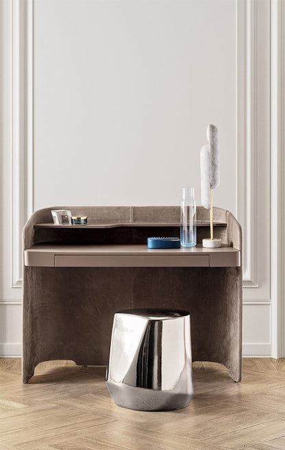 Pianca Haik collection — original manufacturer photograph; selected dimensions and finishes may vary