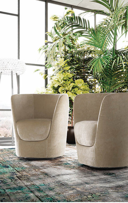 Pianca Opla collection — original manufacturer photograph; selected dimensions and finishes may vary