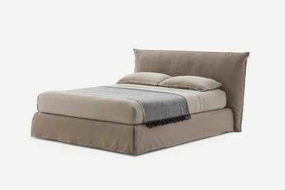 Pianca Piumotto collection — original manufacturer photograph; selected dimensions and finishes may vary