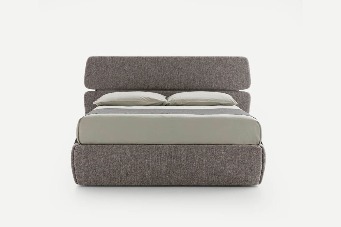 Pianca Rialto collection — original manufacturer photograph; selected dimensions and finishes may vary