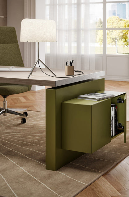 Quadrifoglio X12 LH L-shaped desk with veneer tops and leather inlay, lacquered LH panel end legs and RH monolith leg with three height adjustable columns