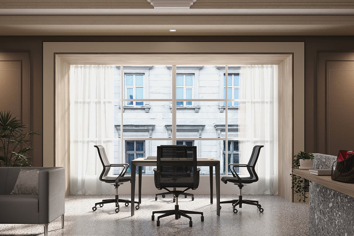 Quadrifoglio Dinamica full mesh mid back chair