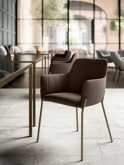 Quadrifoglio City Déco chair, cantilever base