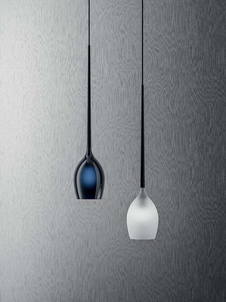 Quadrifoglio Gout, suspension, black goffratino finish