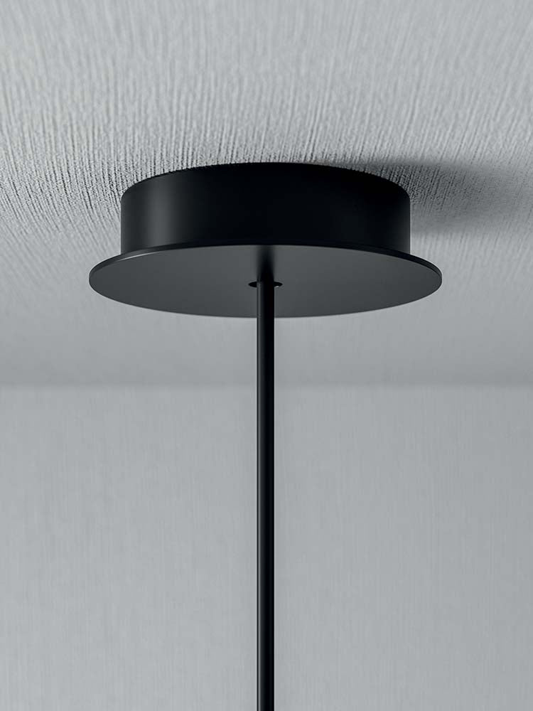 Quadrifoglio Gout, suspension, black goffratino finish