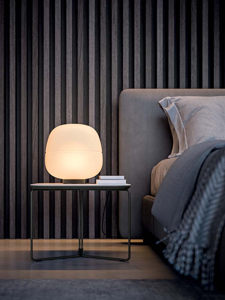 Quadrifoglio Afra, table, white acid-etched glass