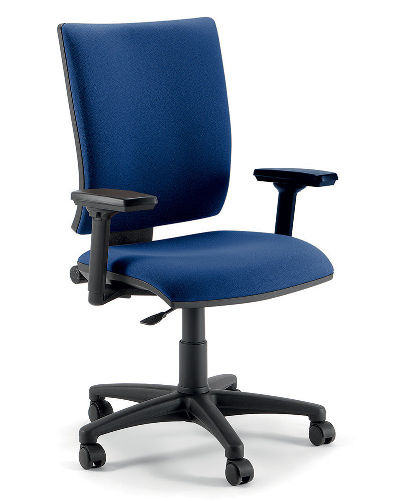 Quadrifoglio Optima visitor chair, upholstered back