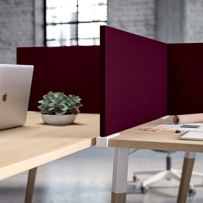 Quadrifoglio ScreenS Desk mounted framed screen - fabric surface