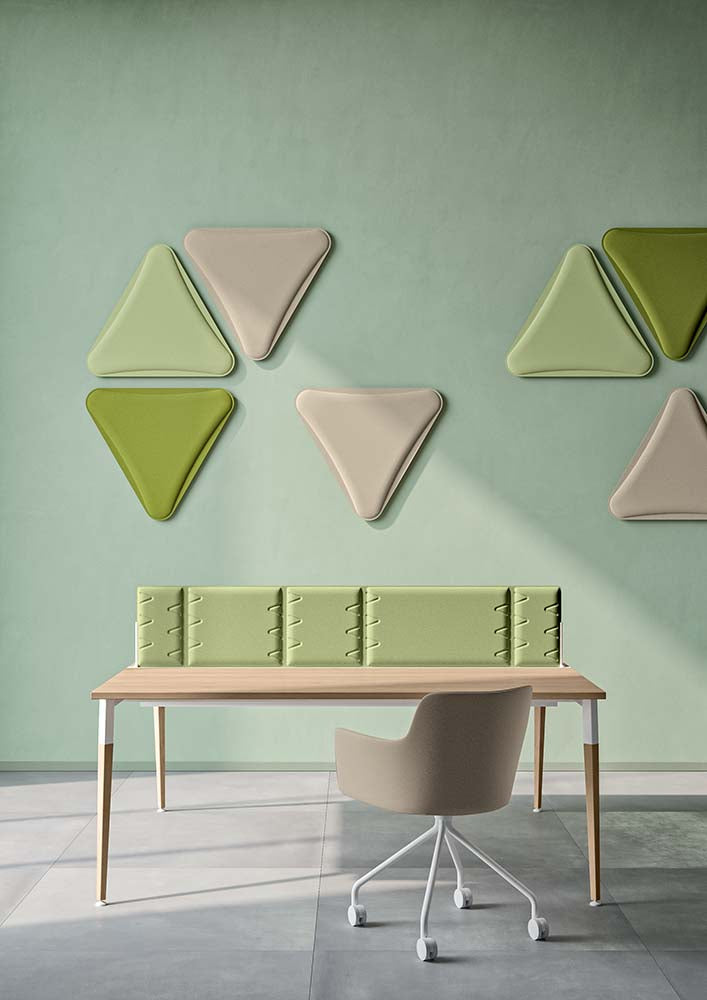 Quadrifoglio ScreenS Desk mounted framed screen - fabric surface