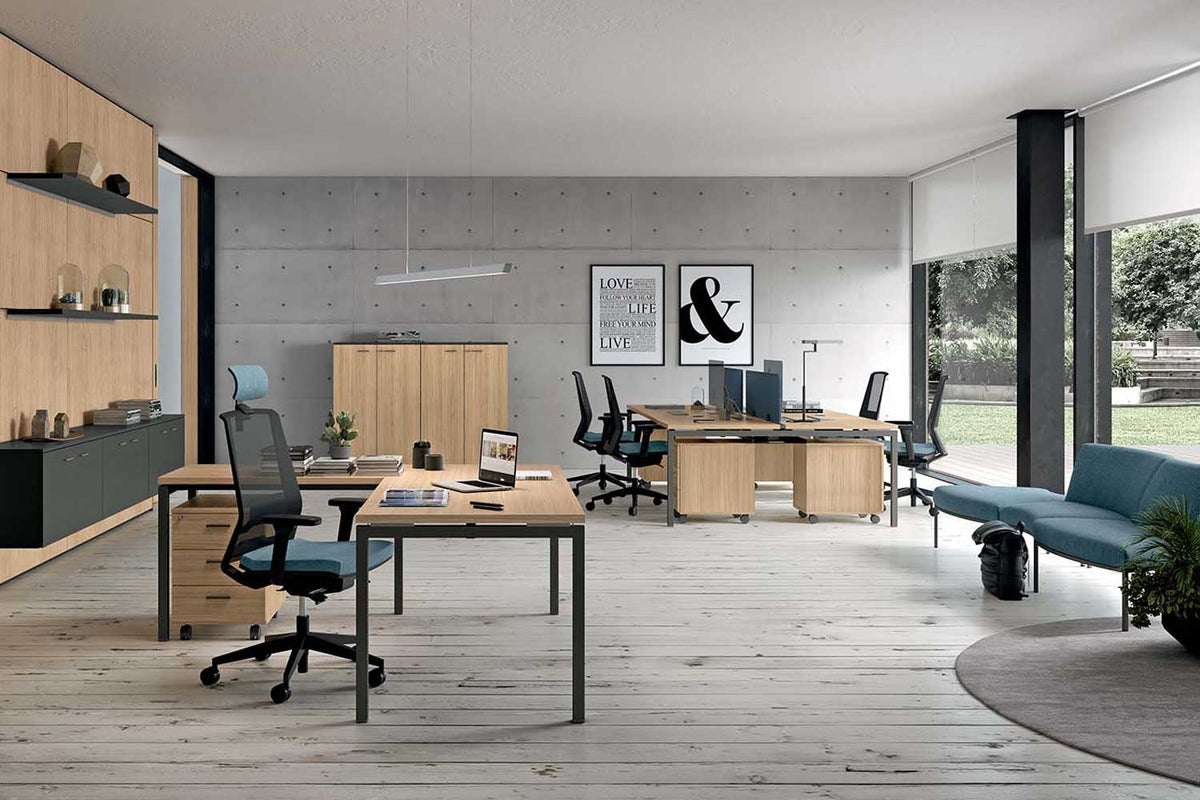 Quadrifoglio Idea+ 01 Desk top depth 80 with right service unit, 3 drawers + doors