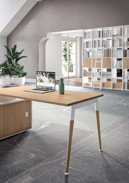 Quadrifoglio X3 RH/LH 60cm deep desk supported on a cable managed low credenza unit