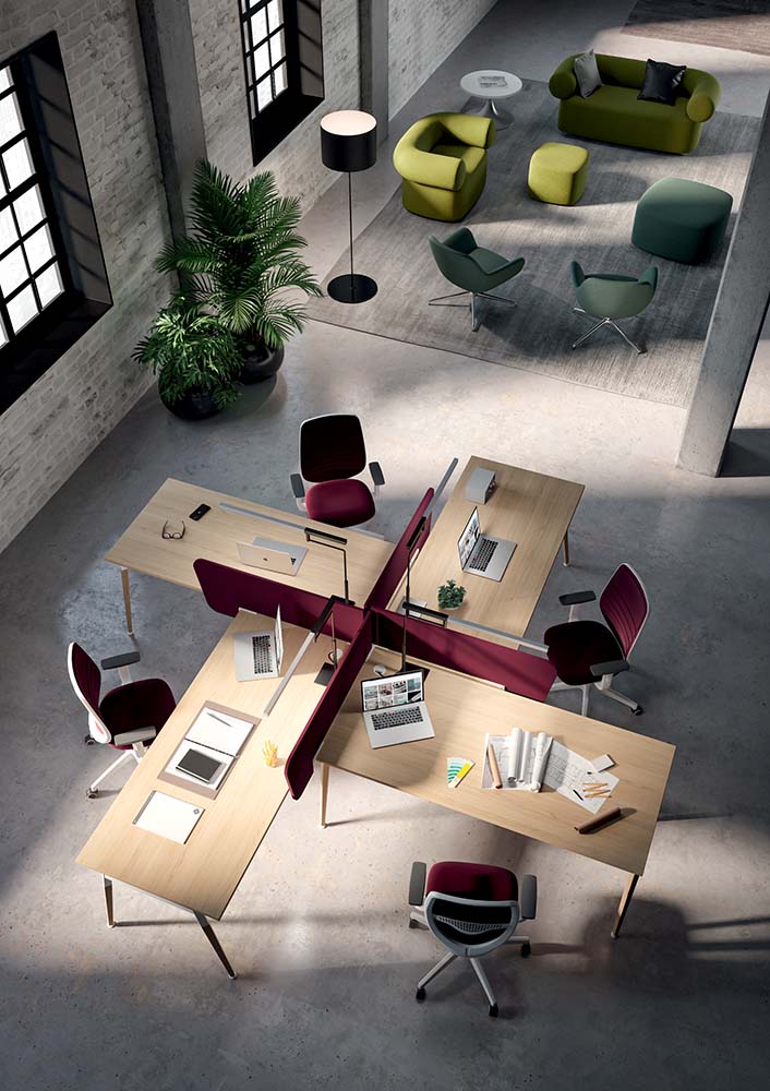 Quadrifoglio X3 RH/LH 60cm deep desk supported on a cable managed low credenza unit