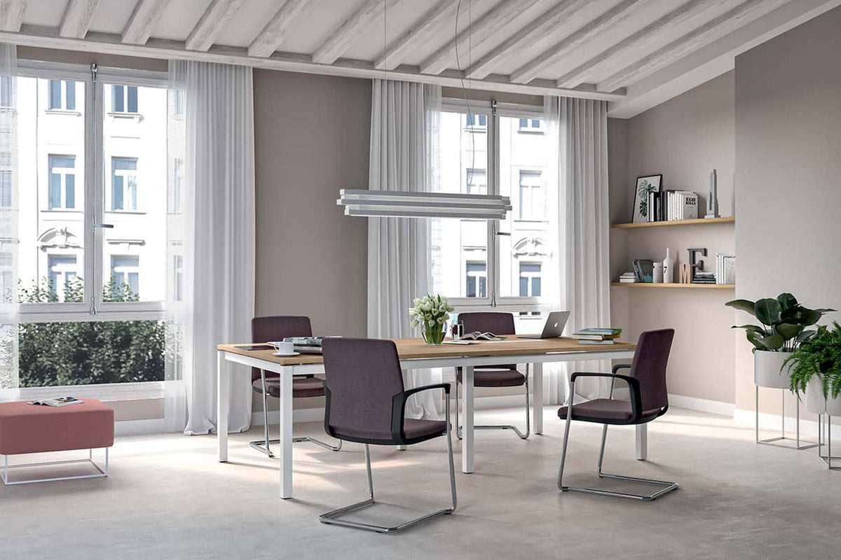 Quadrifoglio Cloud padded chair, metal sled base