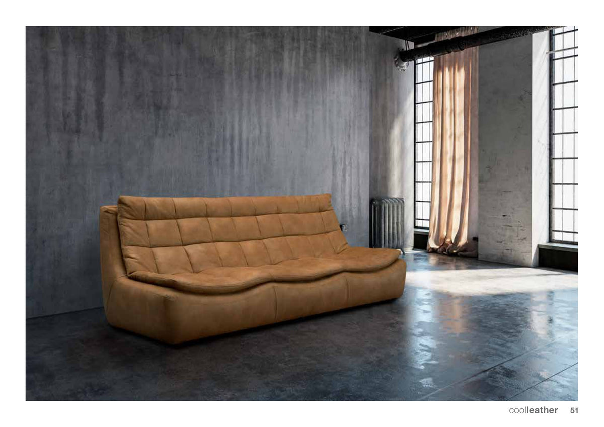 Gallery 5 · Armchair Courchevel