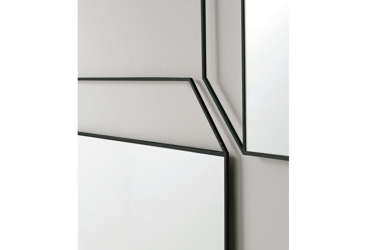 Target Point Mirror Sguardo Quad — main product view
