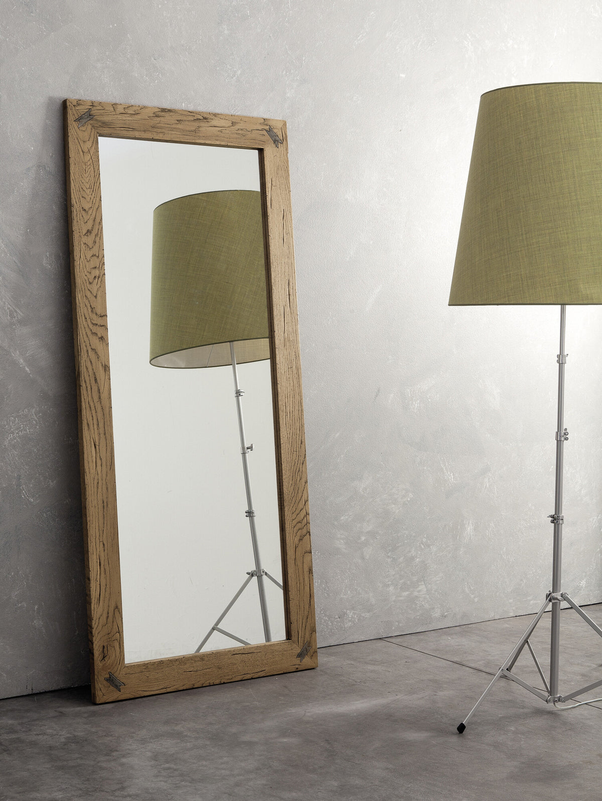 Devina Nais Elephant mirror - official 2 - example finish shown