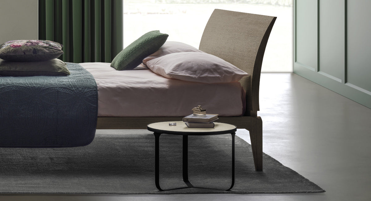 Devina Nais Coffee Table Axys — manufacturer example sizes and finishes; price per selected single table
