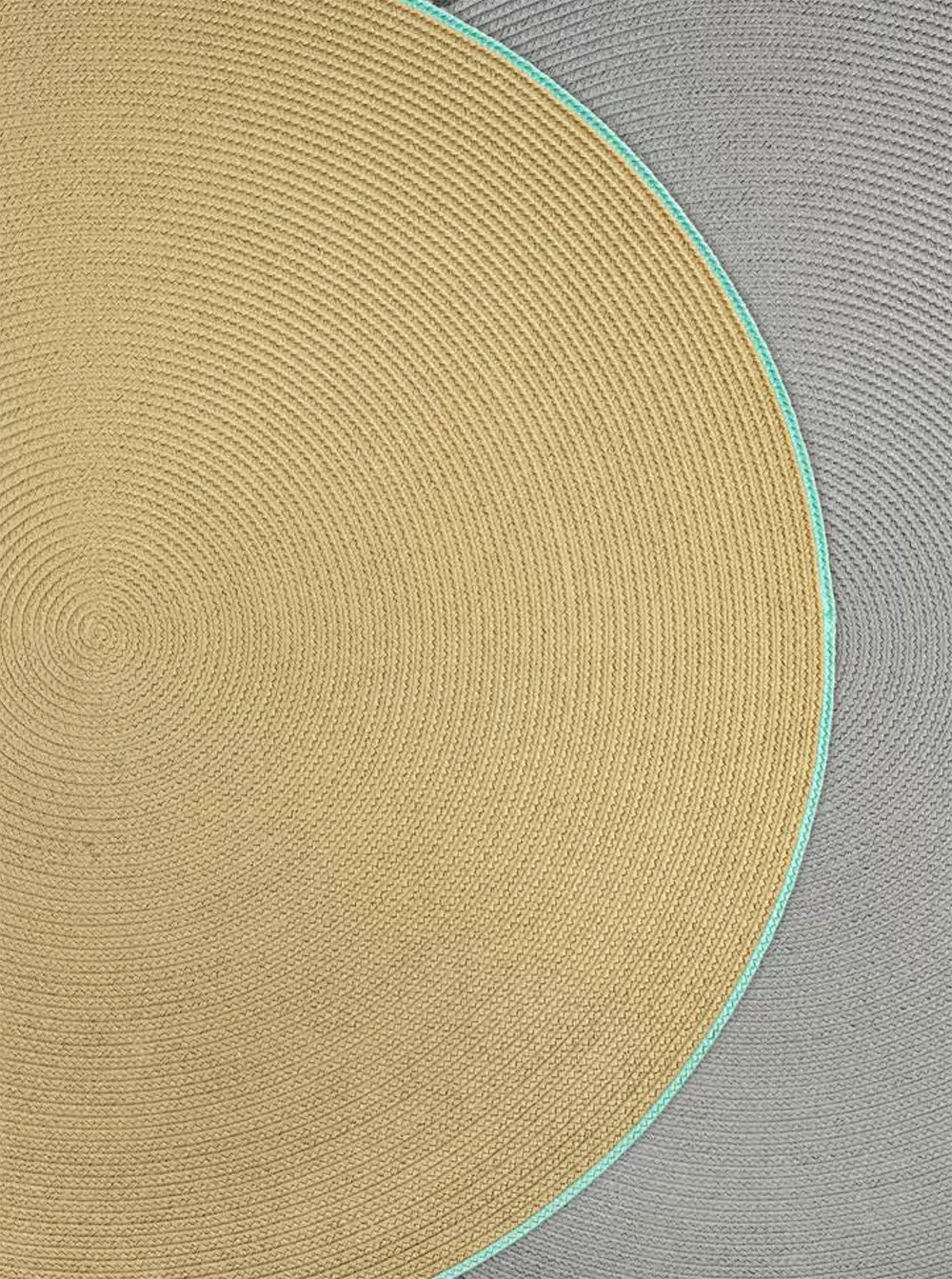 Tisca Ombrone Garden Rug — official manufacturer photograph