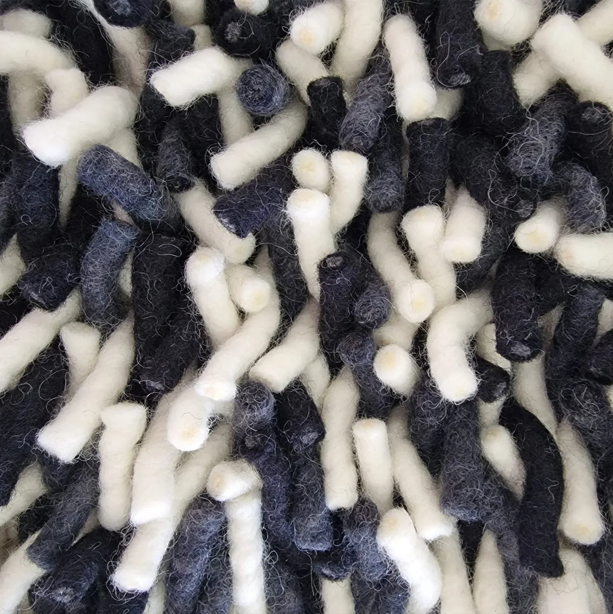 Tisca Scope Double Face Rug — official manufacturer photograph