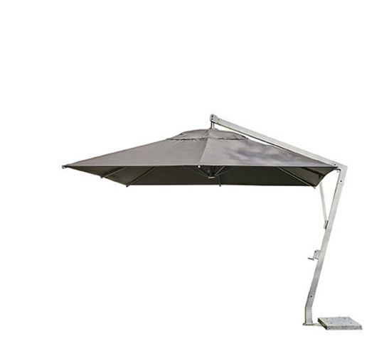 Varaschin Copacabana collection — original manufacturer photograph; selected dimensions and finishes may vary