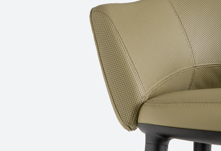 Pedrali Armchair Vic 645