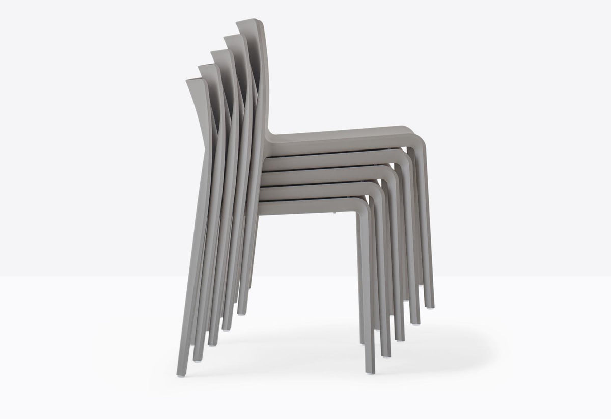 Pedrali Outdoor Chair Volt 670RM/CL1 Fire Retardant