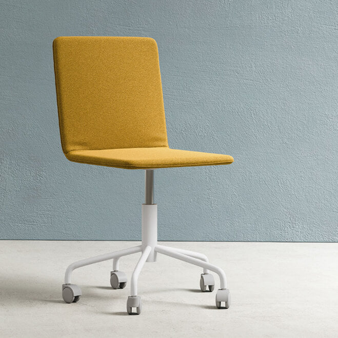 Zalf Strato chair — official manufacturer photograph